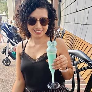 Meet your Posher, Alyssa